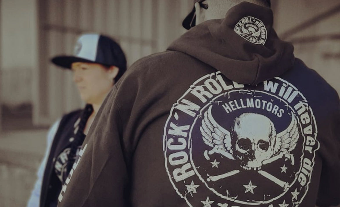 Sweater-Hoodies-Jacken